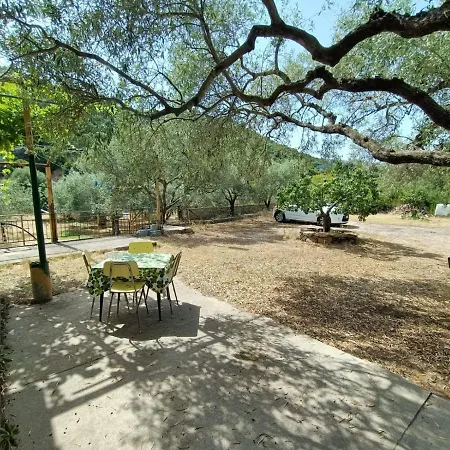 Chalet Ghiramonte, Vita In Campagna A Due Passi Dal Mare *