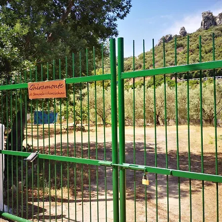 Ghiramonte, In Campagna A Due Passi Dal Mare 시니스콜라
